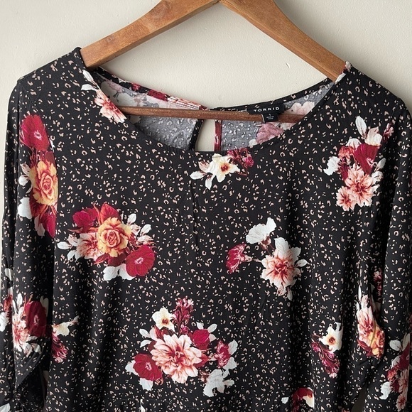 Torrid Black Floral Challis Shift Dress 1X - Picture 4 of 11